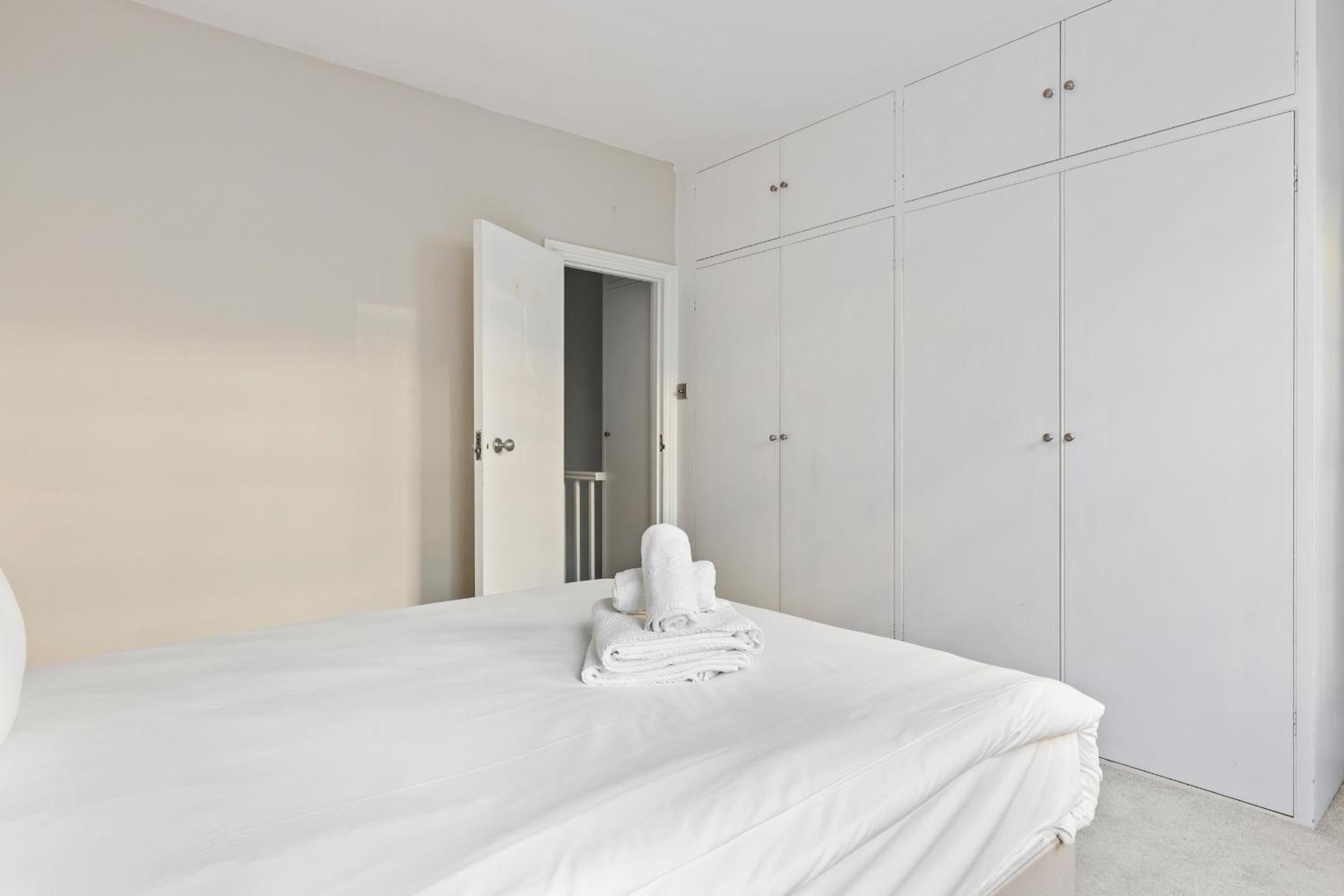 Palais Elegance By Beaumont Apartment Londra Exterior foto