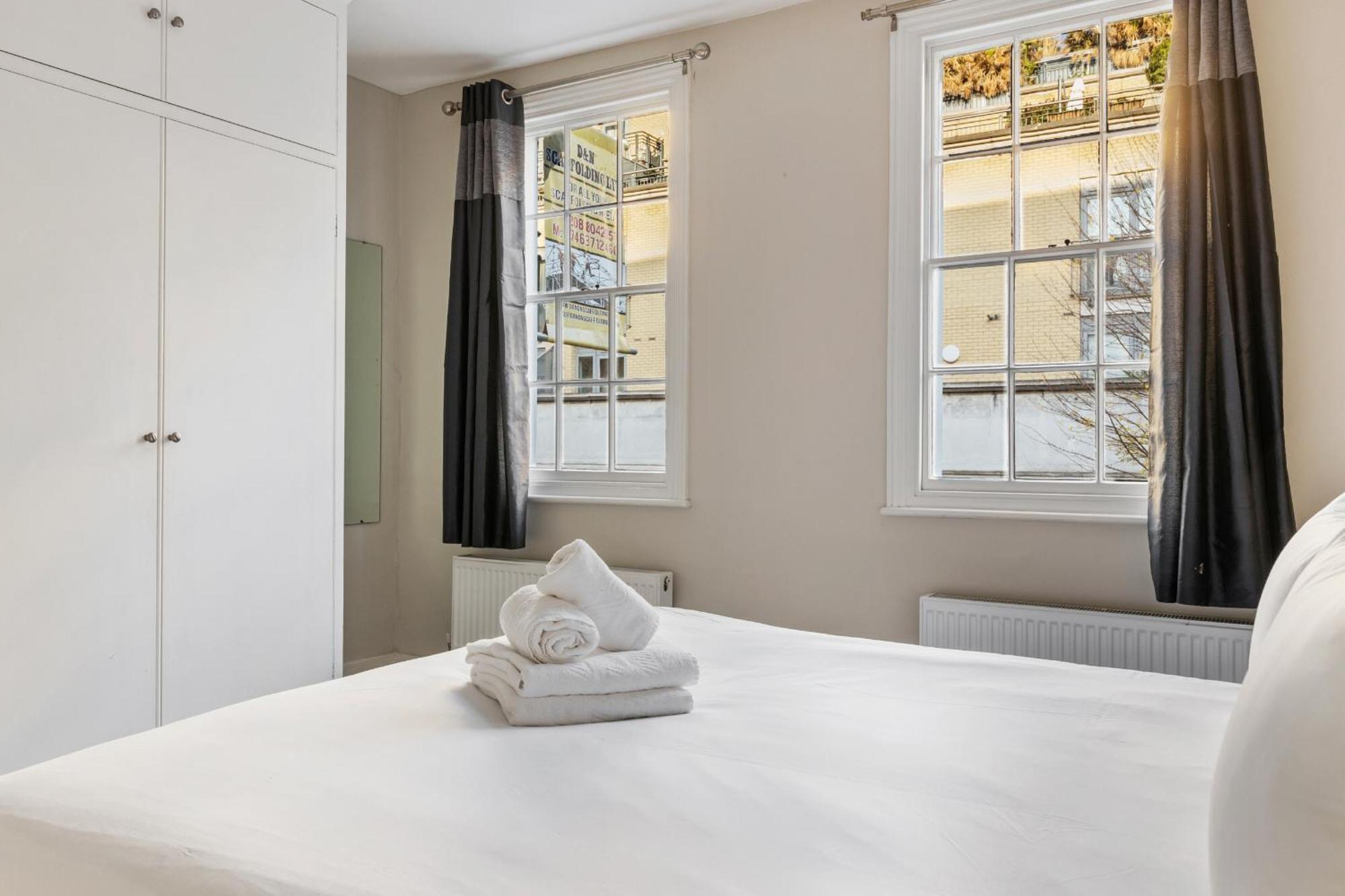 Palais Elegance By Beaumont Apartment Londra Exterior foto